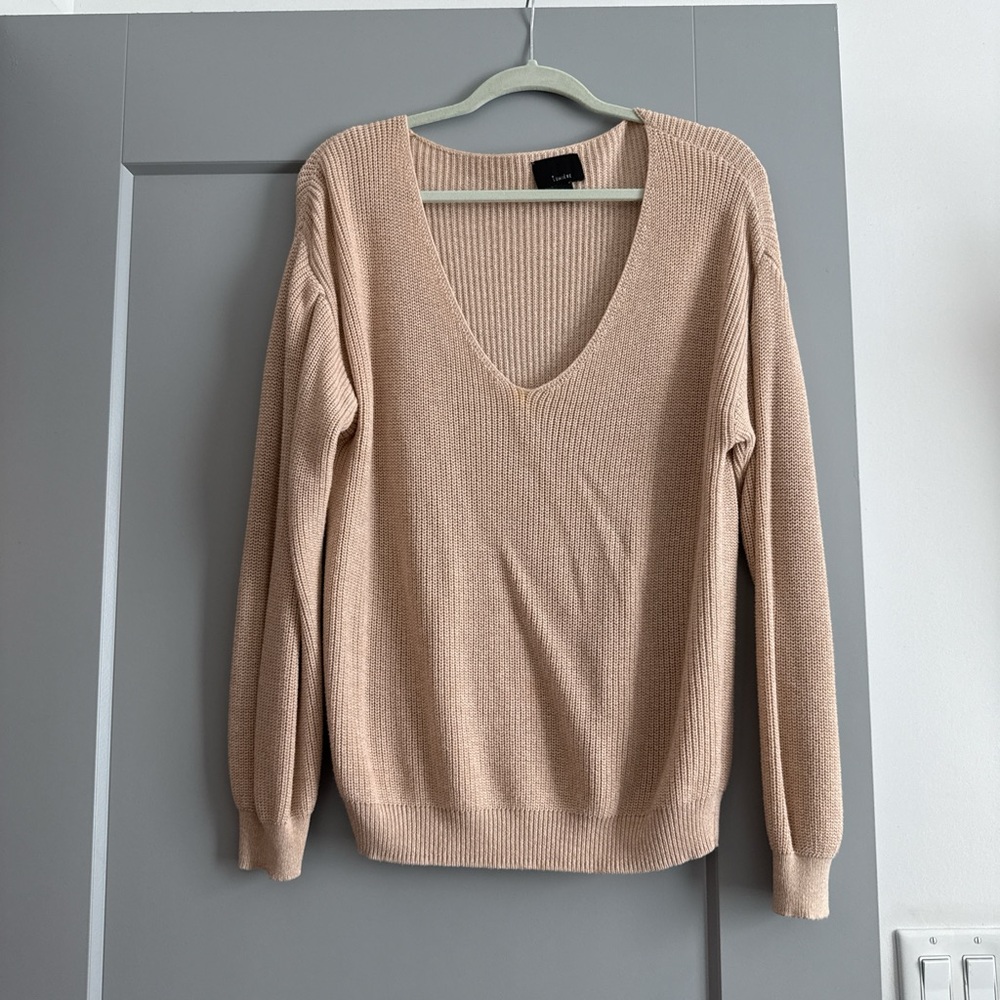 V-Neck Ribbed Sweater - Tan